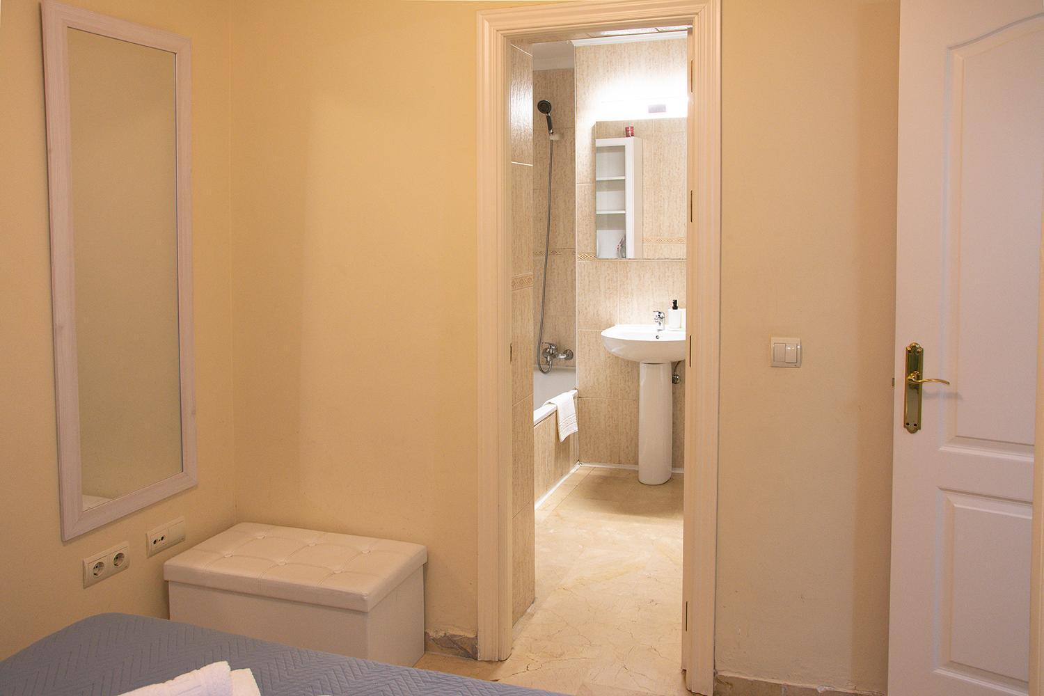 Bonito Piso En Calle Antolinez Appartement